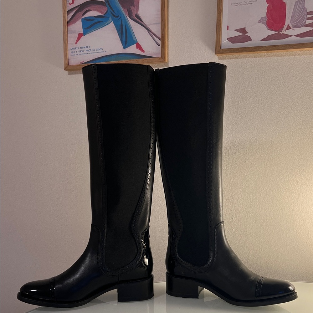 Sleek Black Knee Women's Boots - Picture 4 of 10